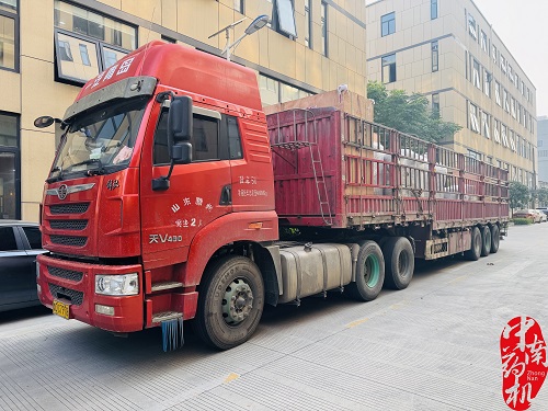 發(fā)貨現(xiàn)場丨設(shè)備發(fā)貨忙不停，保質(zhì)保量全力交付